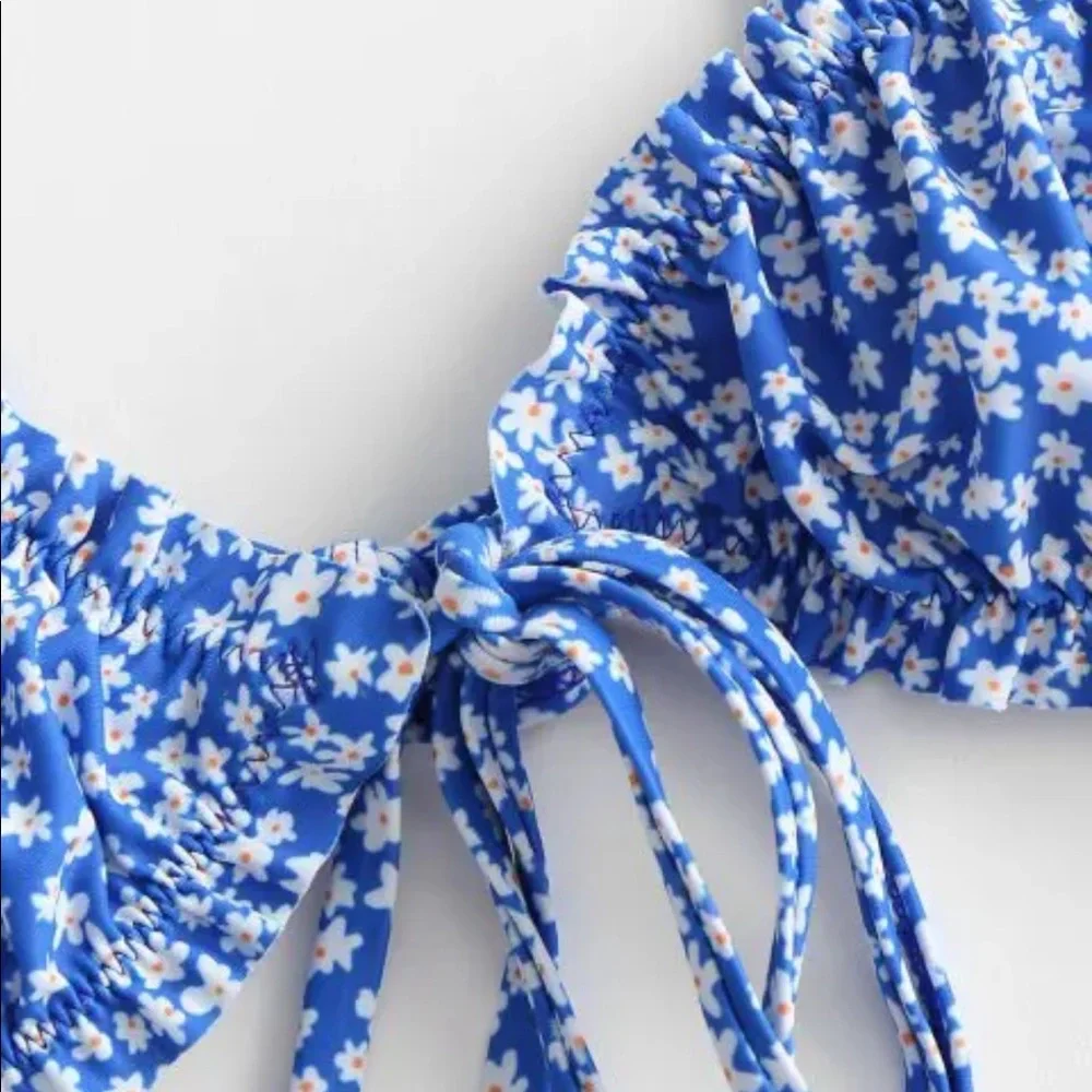 Floral tie front string bikini - Picture 7 of 10